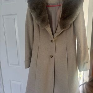 Ralph Lauren Beige Trench Coat with Faux Fur Collar